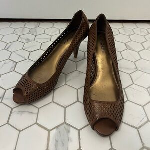 Kelly & Katie Brown Peep-Toe Pumps with Cut Out Designs, Sz 7